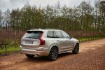 Volvo XC90 T6 Momentum 2015 года (ZA)